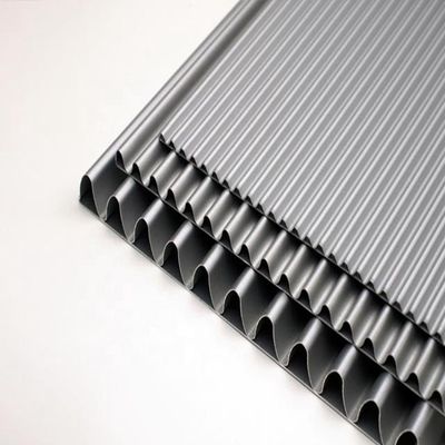 1500 X 4000 مم A2 FR ألواح تسقيف الألمنيوم المموج المركب لسقف LDPE
