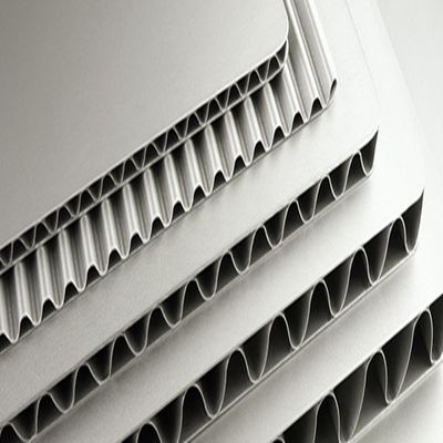 1500 X 4000 مم A2 FR ألواح تسقيف الألمنيوم المموج المركب لسقف LDPE